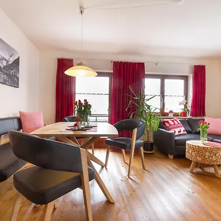 Landhaus Fliegenpilz Apartment Oberstdorf